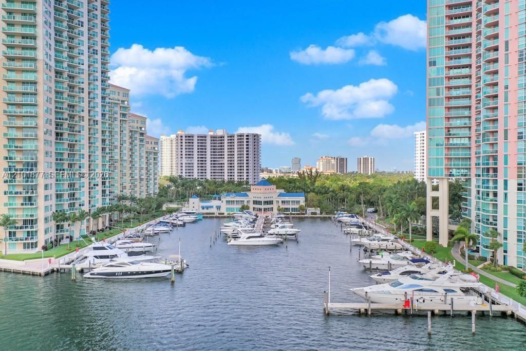 3370 Hidden Bay Dr , Unit 2310, Aventura, FL 33180 Photo