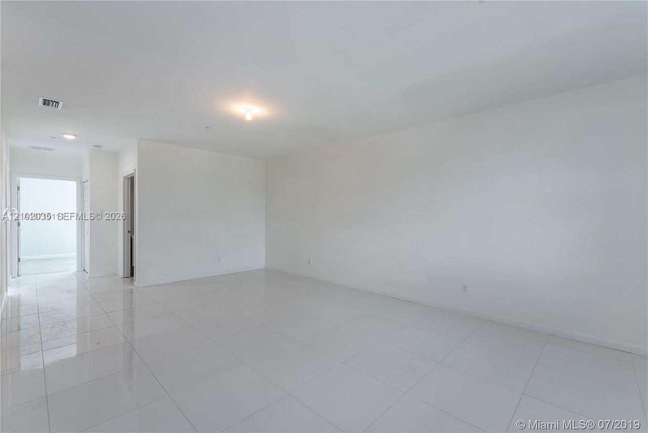 2575 SW 64th Ave , Unit 8, Miramar, FL 33023 Photo