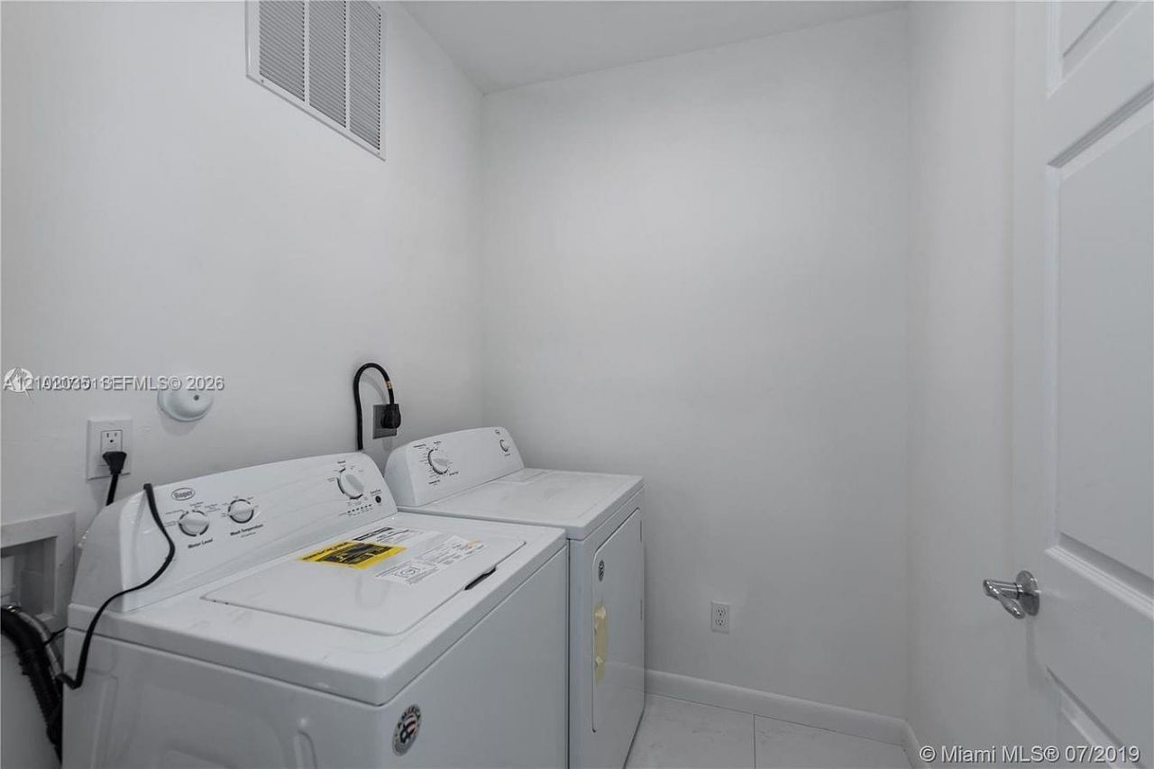 2575 SW 64th Ave , Unit 8, Miramar, FL 33023 Photo