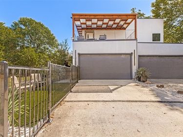 3912 Munger Avenue, Dallas, TX 75204