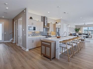 1901 S Harwood Street, Unit 305, Dallas, TX 75215