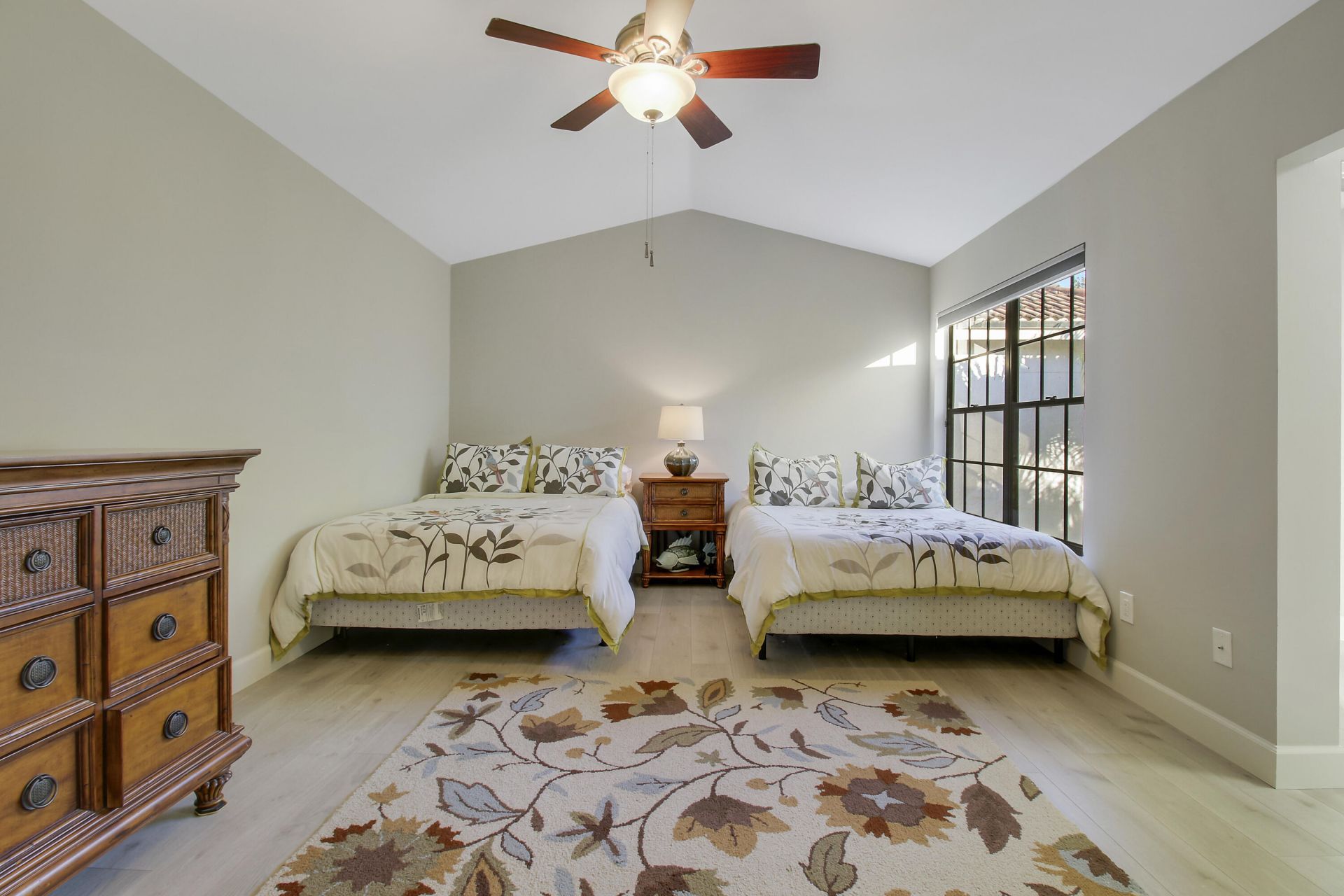 587 Prestwick Circle, Unit 2, Palm Beach Gardens, FL 33418 Photo