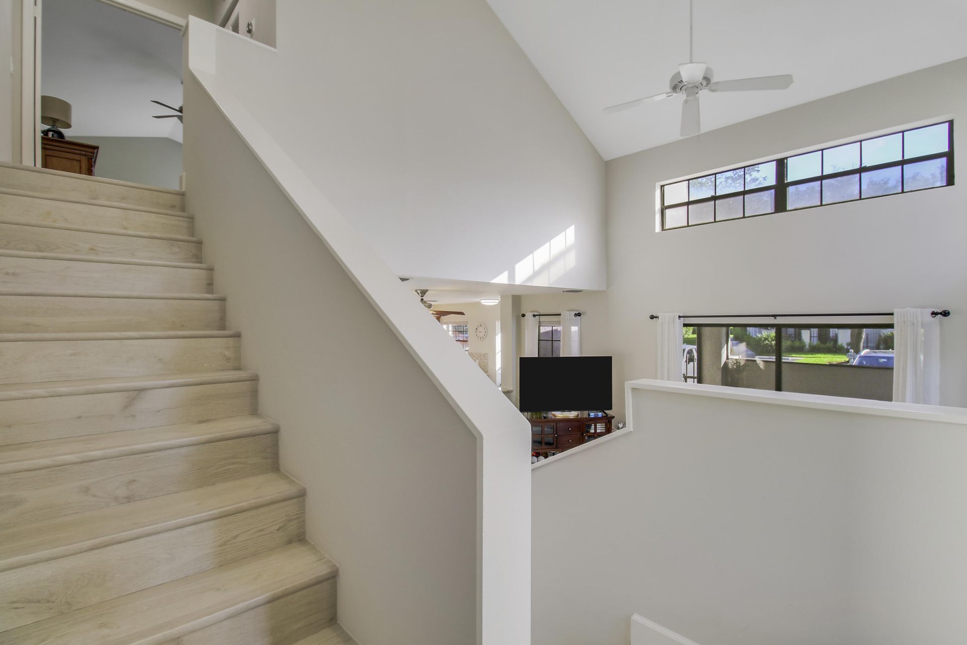 587 Prestwick Circle, Unit 2, Palm Beach Gardens, FL 33418 Photo