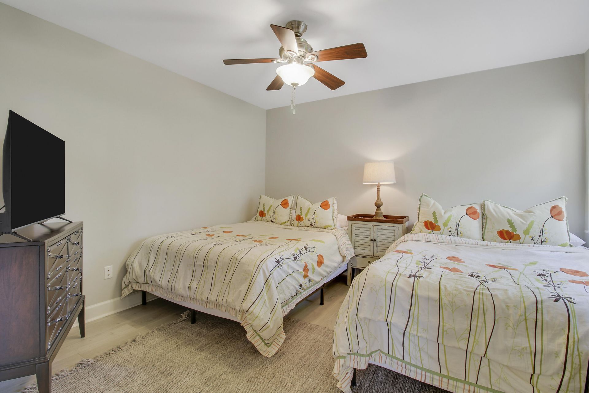 587 Prestwick Circle, Unit 2, Palm Beach Gardens, FL 33418 Photo