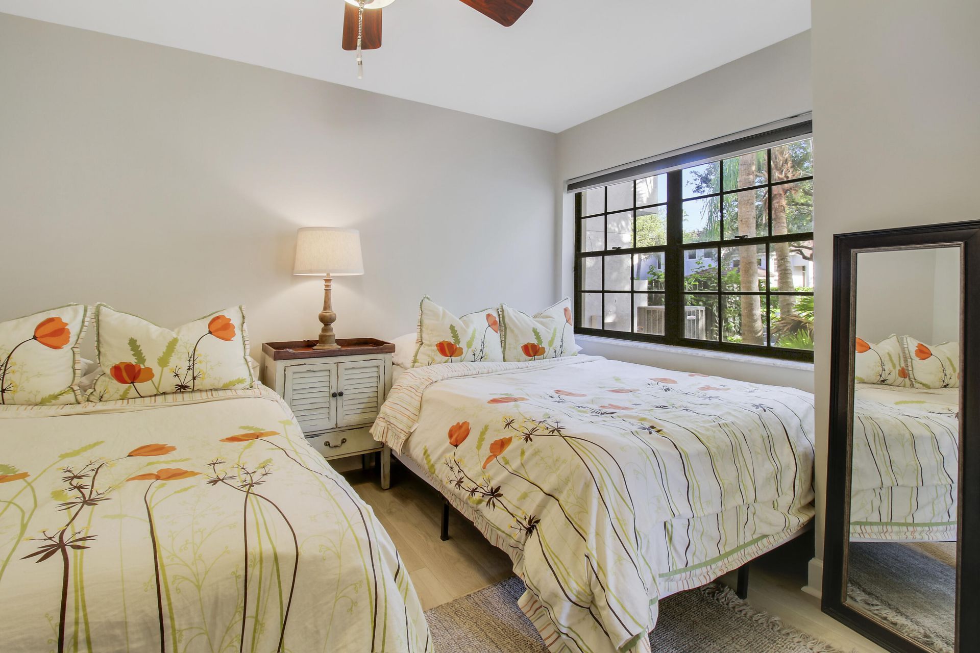 587 Prestwick Circle, Unit 2, Palm Beach Gardens, FL 33418 Photo