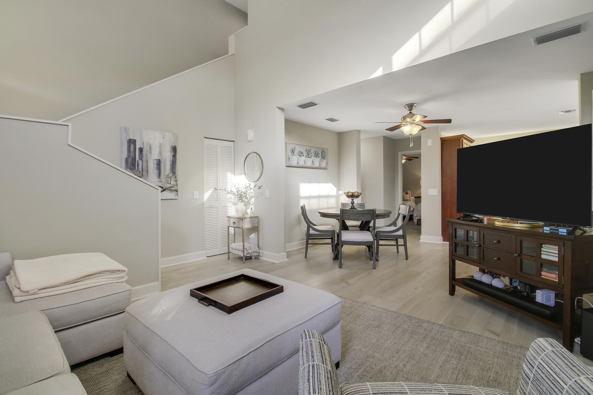587 Prestwick Circle, Unit 2, Palm Beach Gardens, FL 33418 Photo