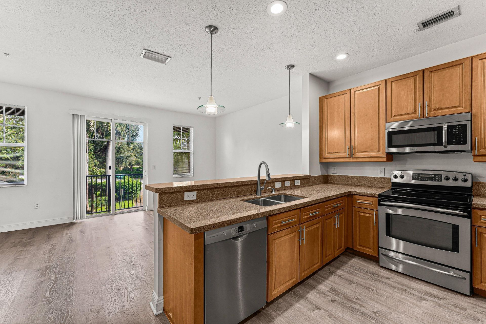 673 NW 38th Circle, Boca Raton, FL 33431 Photo