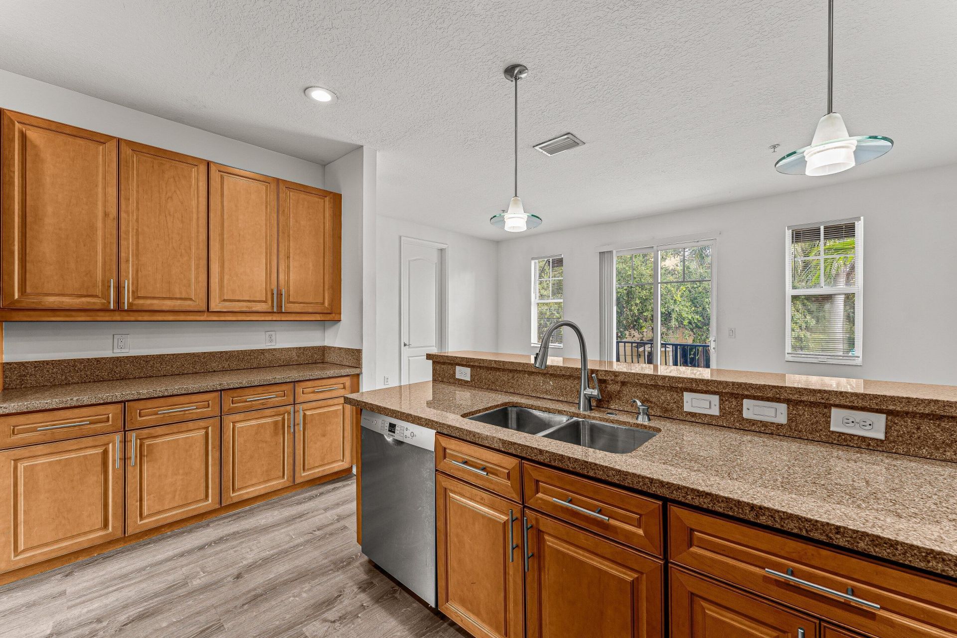 673 NW 38th Circle, Boca Raton, FL 33431 Photo