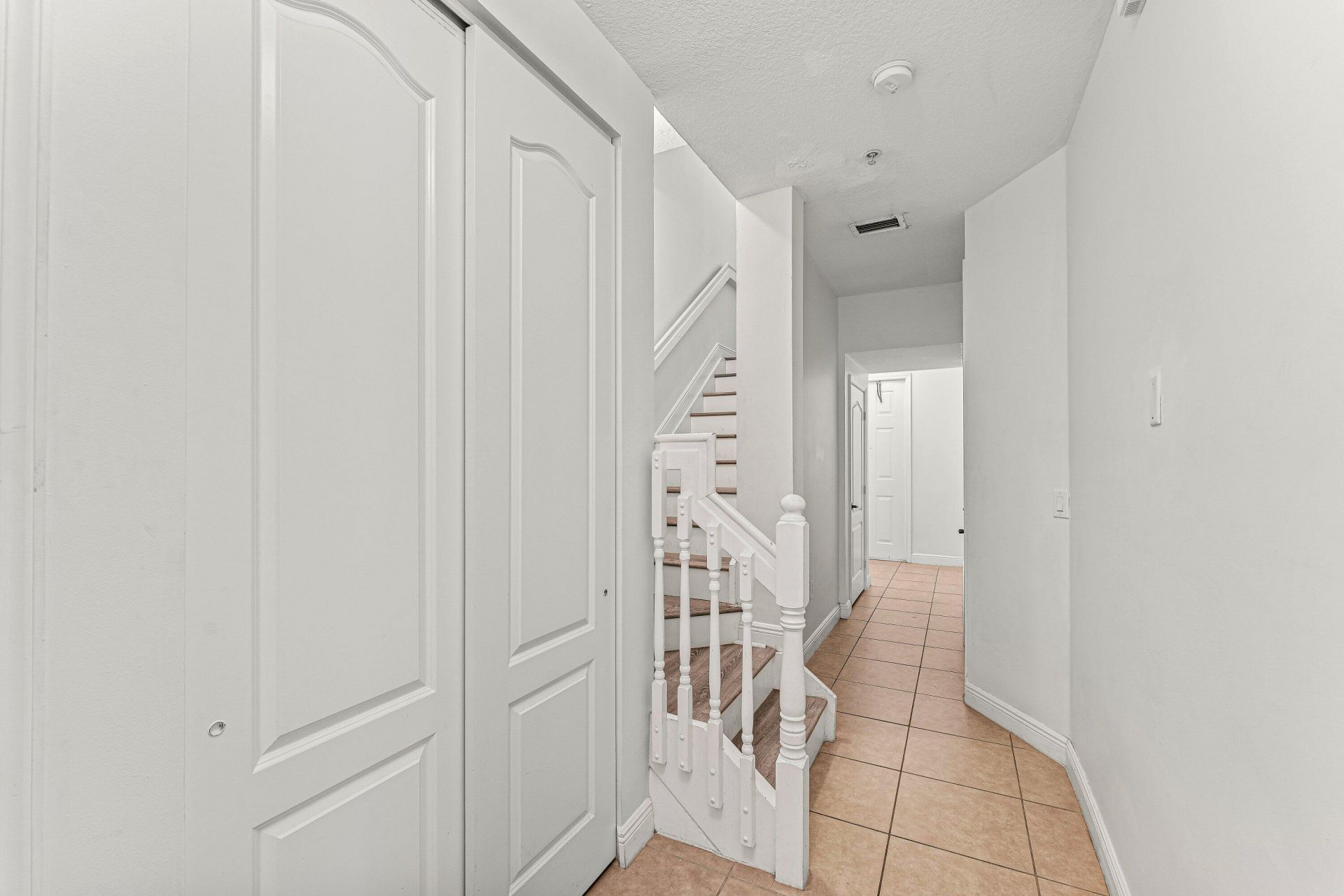 673 NW 38th Circle, Boca Raton, FL 33431 Photo