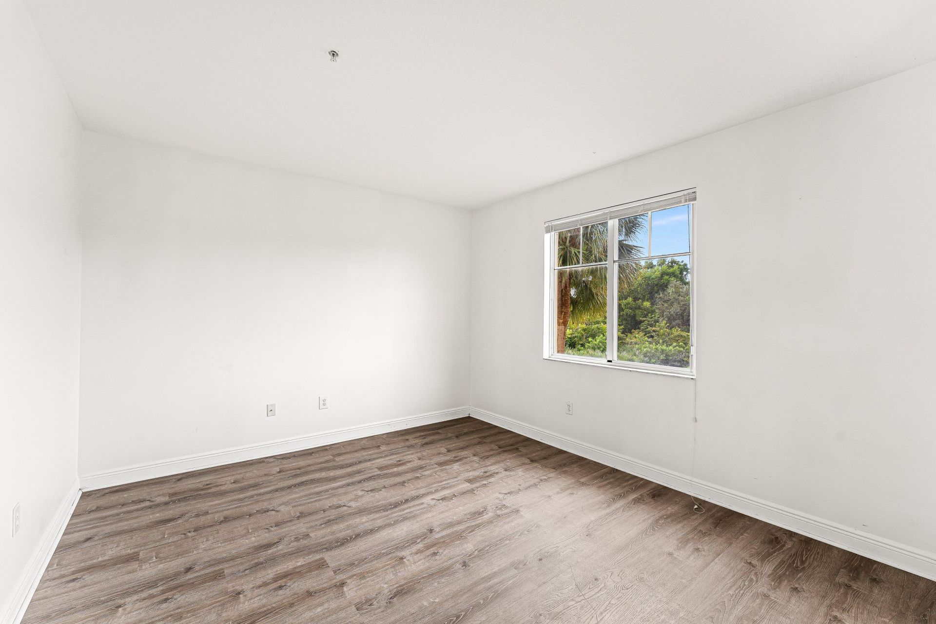 673 NW 38th Circle, Boca Raton, FL 33431 Photo