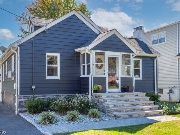 191 Horseneck Rd, Fairfield, NJ 07004
