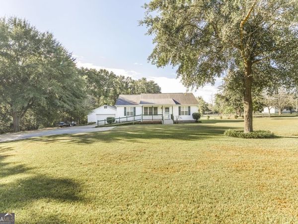 549 Burnett Rd, Byron, GA 31008