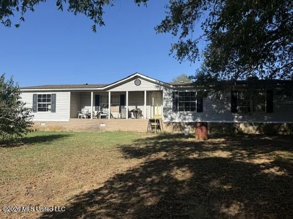 814 Hogan Road, Holly Springs, MS 38635