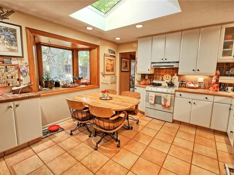 1113 Green Tree Drive, Centerville, OH 45429 Photo 10