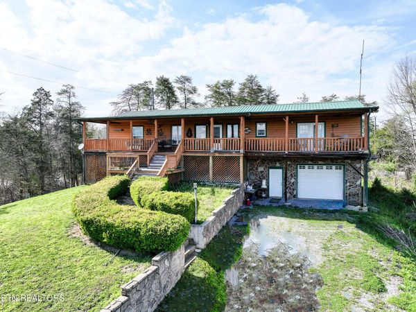 2440 Levee Way , Sevierville, TN 37876