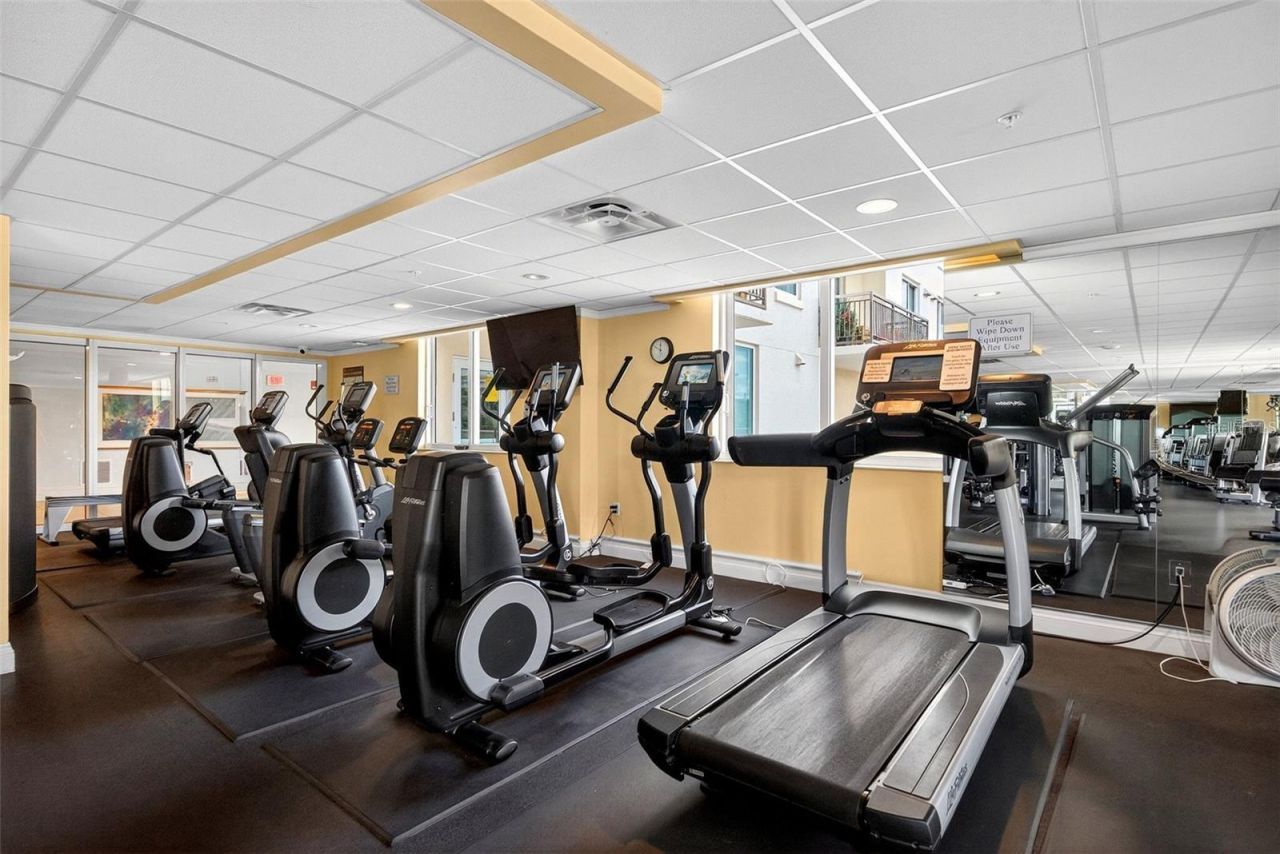 800 N Tamiami Trail , Unit 1006, Sarasota, FL 34236 Photo