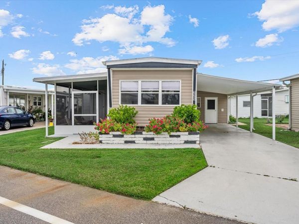 225 BLACKBURN BOULEVARD , NORTH PORT, FL 34287