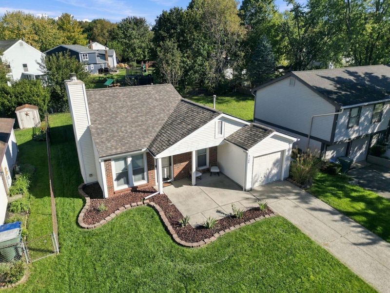 3188 Heatherside Drive, Dublin, OH 43017 Photo 5