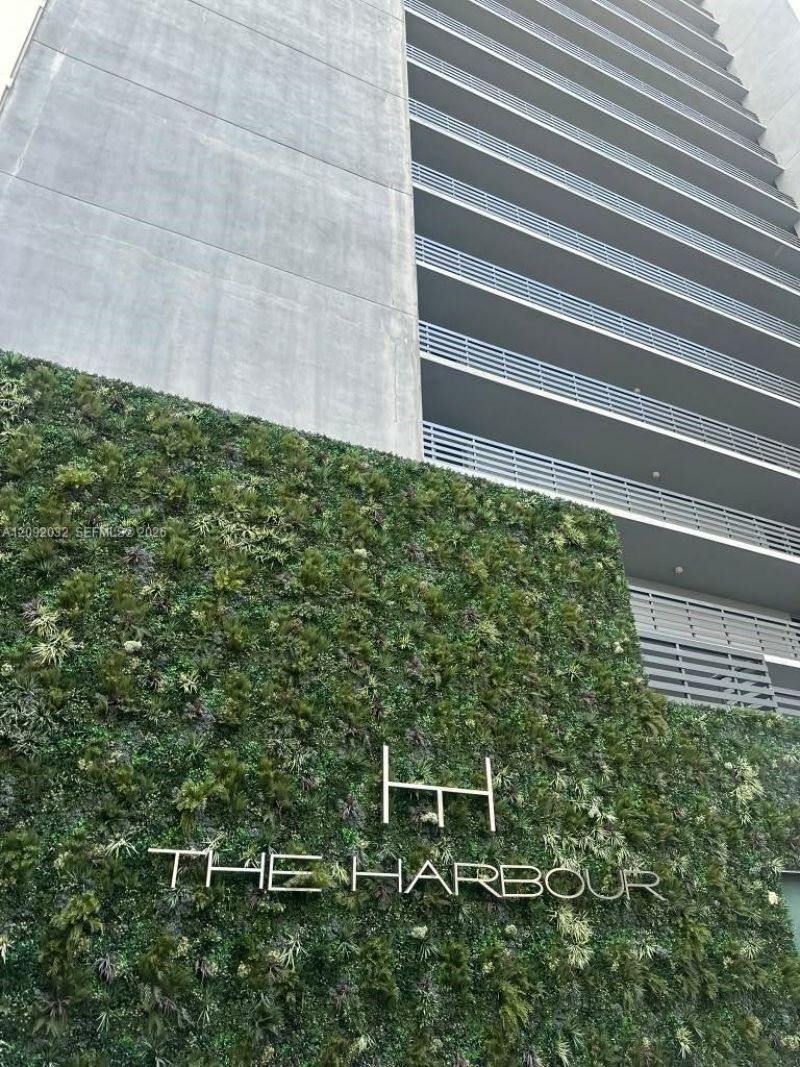 16385 Biscayne Blvd, Unit 2606, North Miami Beach, FL 33160 Main Photo