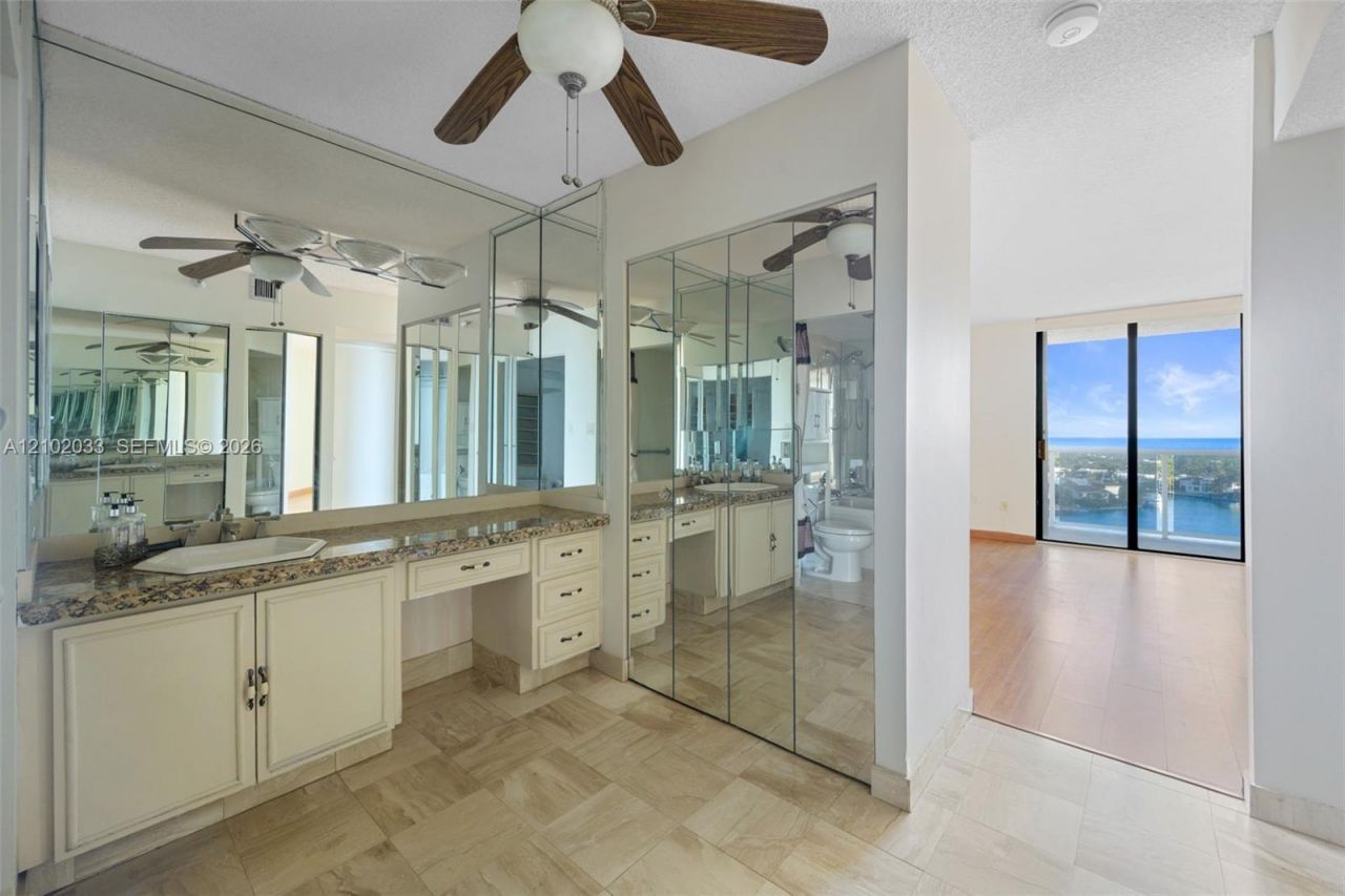 20505 E Country Club Dr , Unit 1434, Aventura, FL 33180 Photo