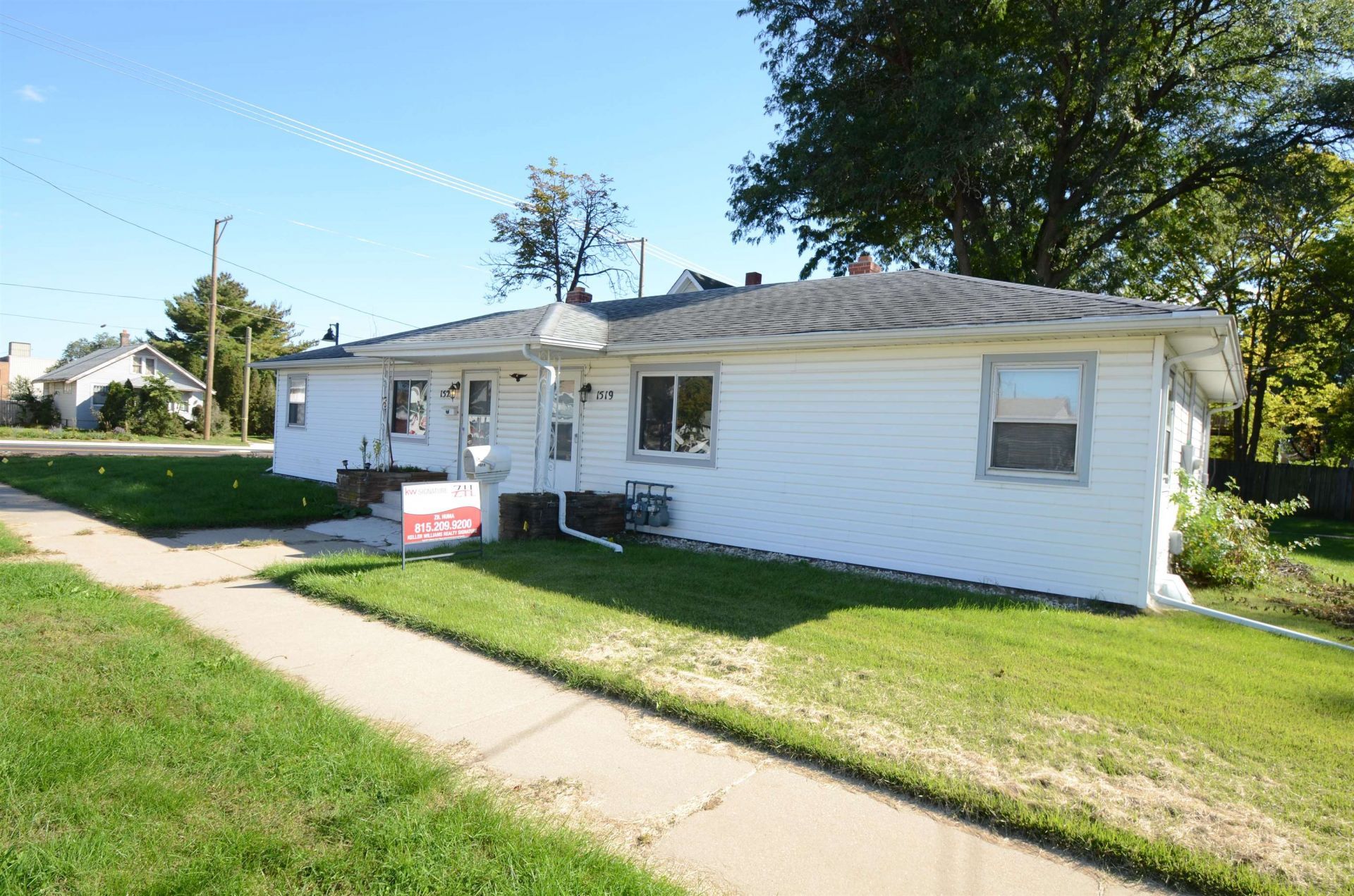 1519 21st Avenue, Rockford, IL 61104 Main Photo