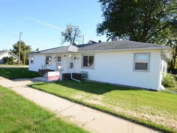 1519 21St Avenue, ROCKFORD, IL 61104
