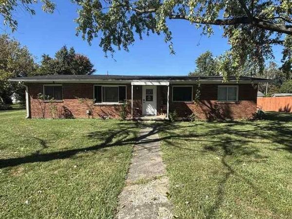 220 N Beech Street, Brazil, IN 47834