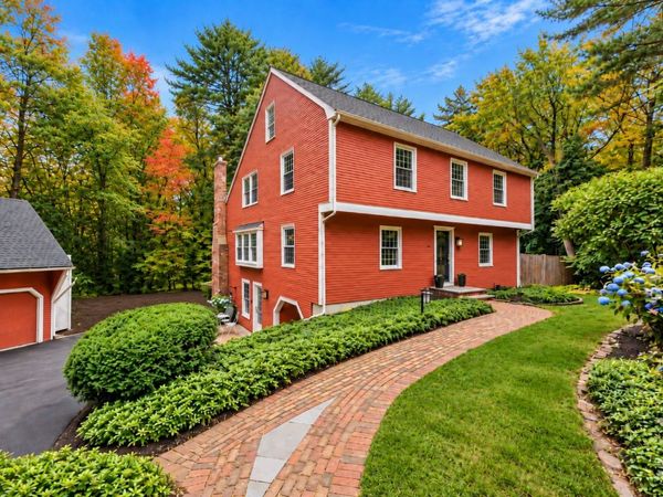 8 Partridge Hill Rd, Southborough, MA 01772