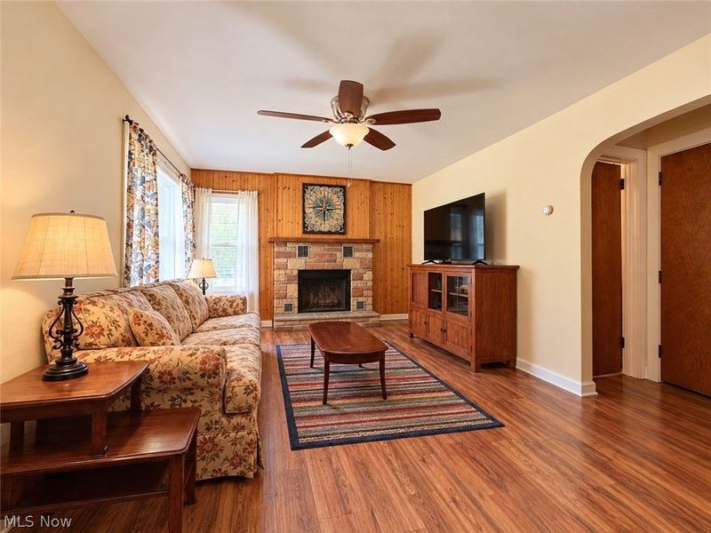 615 Lambert Street, Belpre, OH 45714 Photo 8