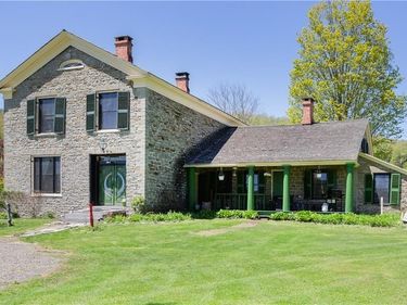 21 Main Street, Morris, NY 13808