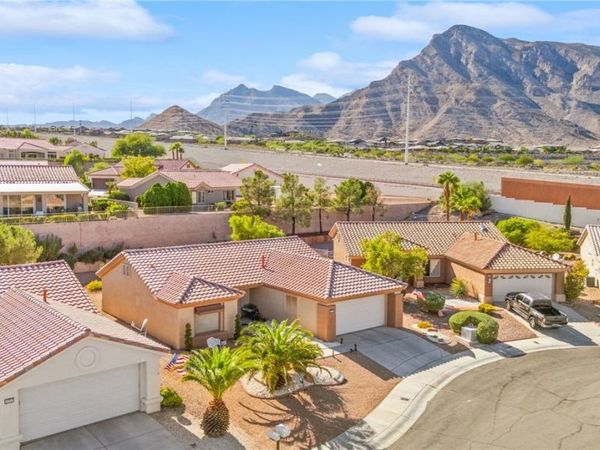 10721 Hunters Woods Place , Las Vegas, NV 89134