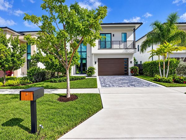 237 NE 11th Street, Delray Beach, FL 33444
