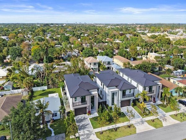 237 NE 11th Street, Delray Beach, FL 33444