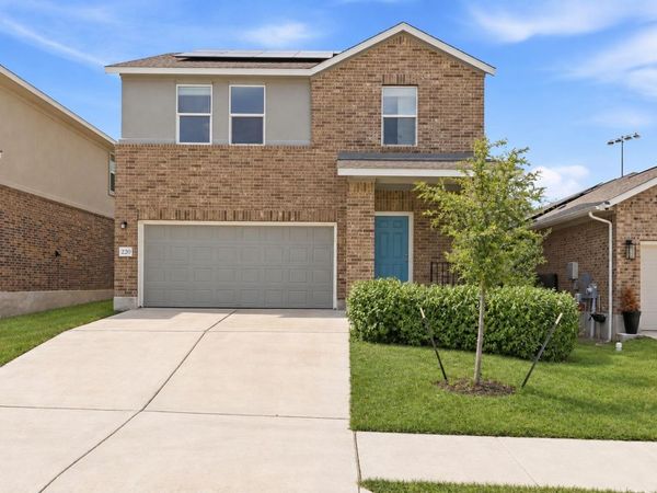 220 Standing Rock LN, Marble Falls, TX 78654