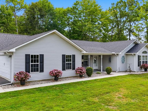 383 Chance Private Drive, Oneida, TN 37841