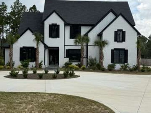 20 Club Drive, Jesup, GA 31546
