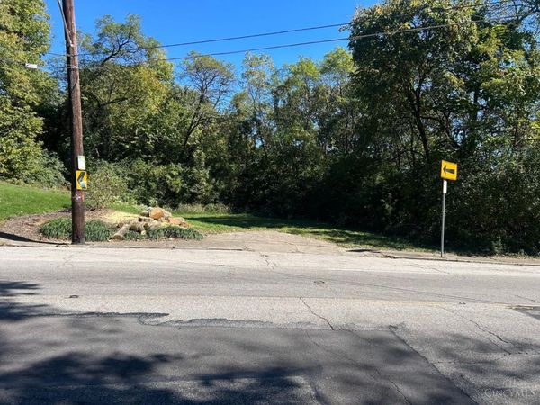 2490 Warsaw Avenue, Cincinnati, OH 45204