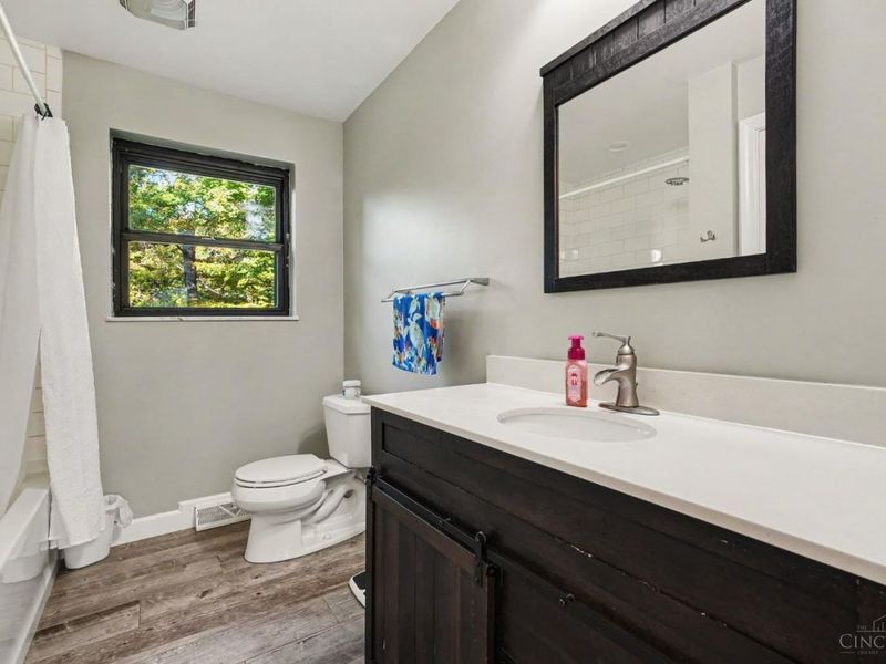 721 Ridgewood Lane, Miami Township, OH 45150 Photo 22