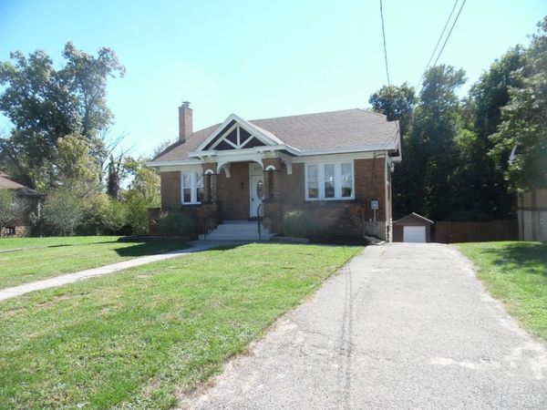 4379 W Eighth Street, Cincinnati, OH 45205