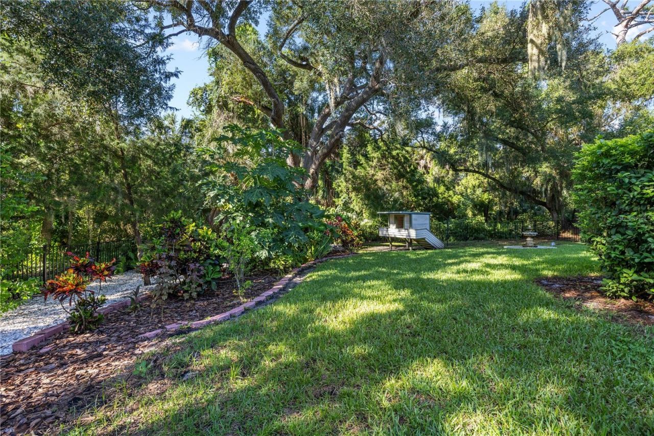 5903 River Forest Circle, Bradenton, FL 34203 Photo