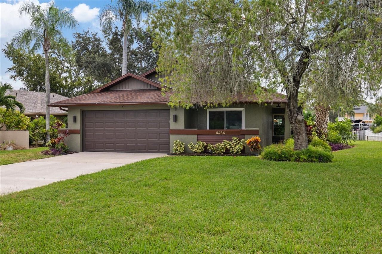 4454 Mitcher Road, New Port Richey, FL 34652 Photo