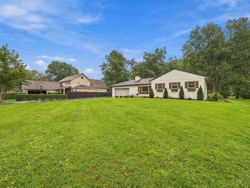 9303 Mckinney Road, Symmes Township, OH 45140 Photo 2