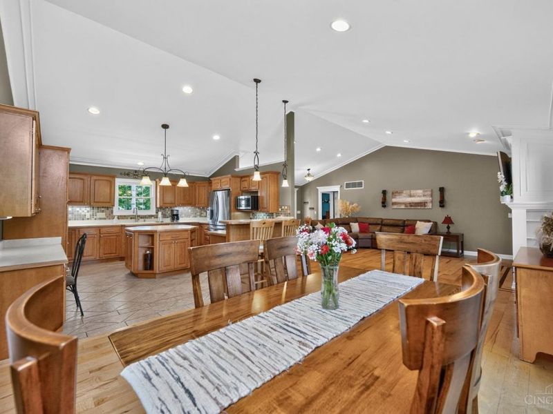 1863 Pence Ridge Court, Turtle Creek Township, OH 45036 Photo 12