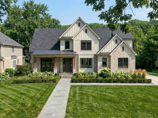 921 Blue Heron, Miami Twp, OH 45140