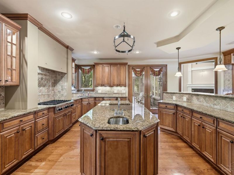 7096 Hollywood Drive, West Chester, OH 45069 Photo 9