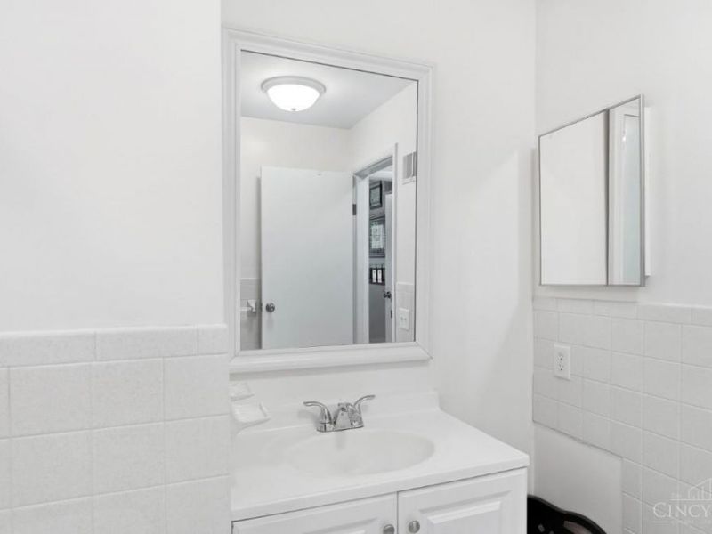 9596 Leebrook Drive, Springfield Township, OH 45231 Photo 45