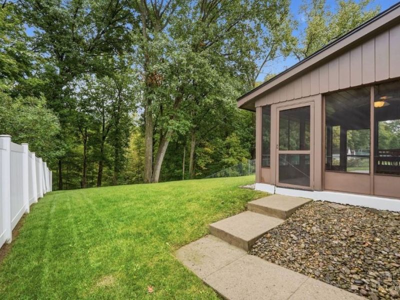 9596 Leebrook Drive, Springfield Township, OH 45231 Photo 74