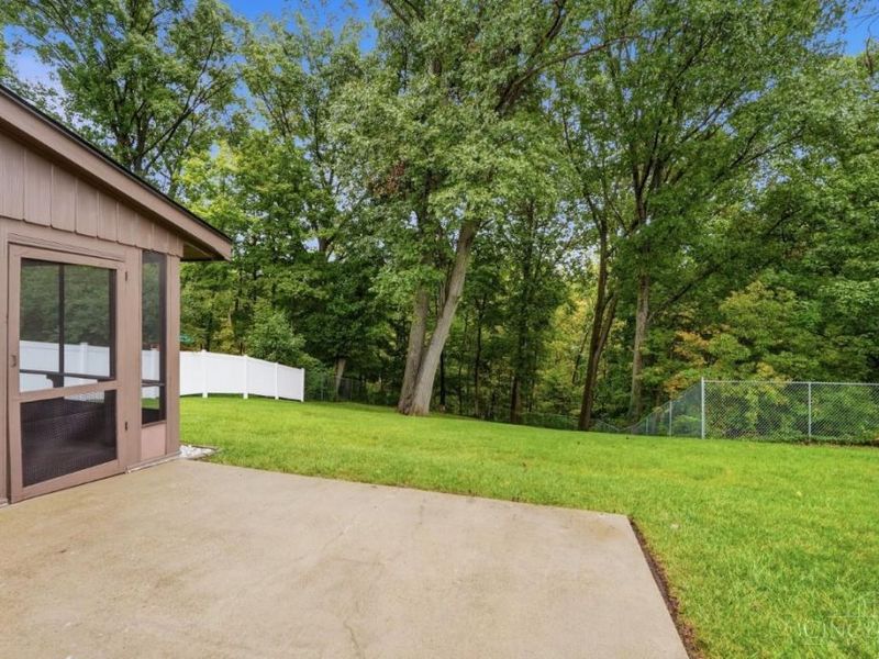 9596 Leebrook Drive, Springfield Township, OH 45231 Photo 76