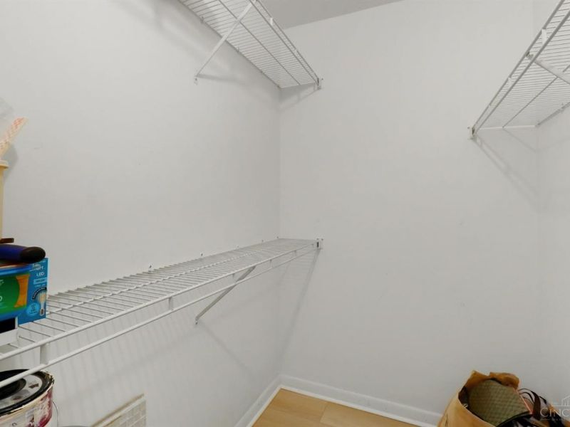 2444 Madison Road, Unit 408, Cincinnati, OH 45208 Photo 37