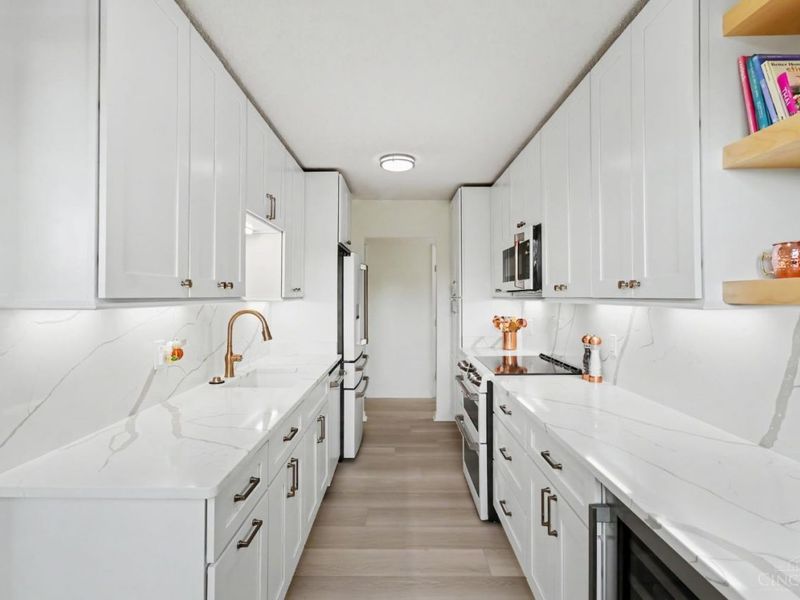 2444 Madison Road, Unit 408, Cincinnati, OH 45208 Photo 9